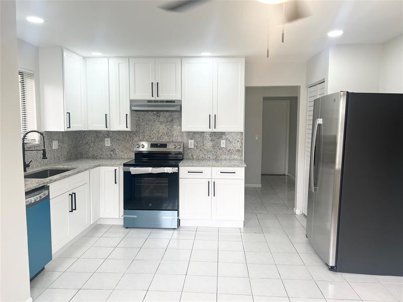 11530-32 NW 43rd Street Coral Springs FL 33065