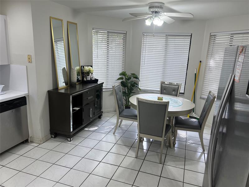 11530-32 NW 43rd Street Coral Springs FL 33065