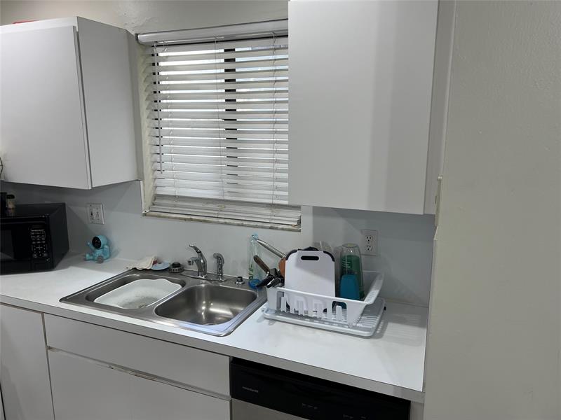 11530-32 NW 43rd Street Coral Springs FL 33065