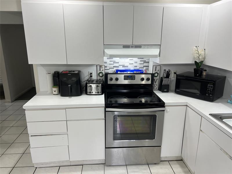 11530-32 NW 43rd Street Coral Springs FL 33065