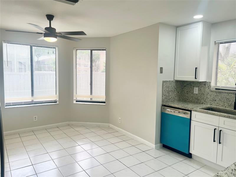 11530-32 NW 43rd Street Coral Springs FL 33065