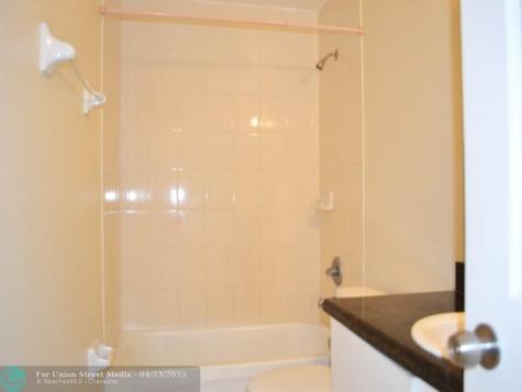 2911 NW 135th Street Opa-Locka FL 33054