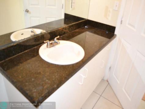 2911 NW 135th Street Opa-Locka FL 33054
