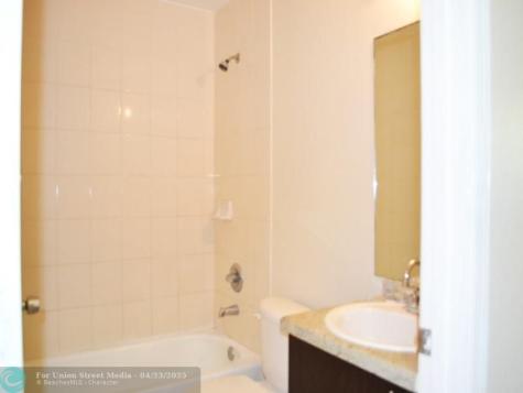 2911 NW 135th Street Opa-Locka FL 33054