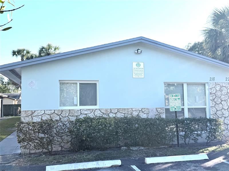 218 SW 1st Court Pompano Beach FL 33060