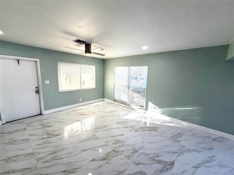 218 SW 1st Court Pompano Beach FL 33060