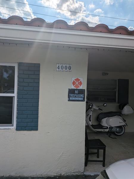 4000 NW Woodside Drive Coral Springs FL 33065