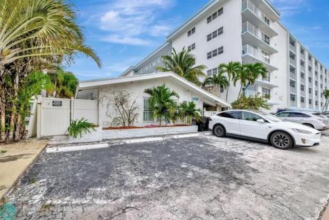 4548 N Ocean Lauderdale By The Sea FL 33313