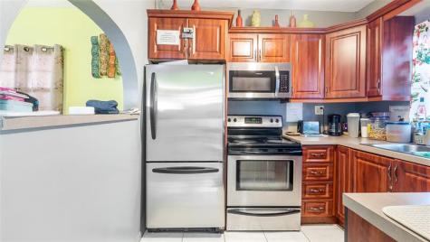 117 SW 1st Avenue Hallandale Beach FL 33009