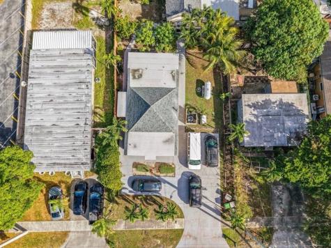 117 SW 1st Avenue Hallandale Beach FL 33009
