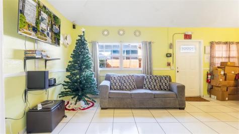 117 SW 1st Avenue Hallandale Beach FL 33009