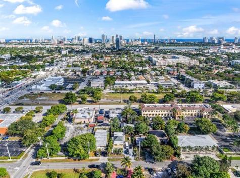 117 SW 1st Avenue Hallandale Beach FL 33009