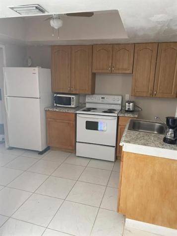 1110 S 29th Avenue Hollywood FL 33020