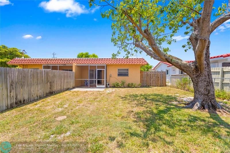 697 Ipswich Street Boca Raton FL 33487