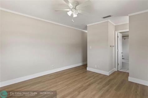 697 Ipswich Street Boca Raton FL 33487