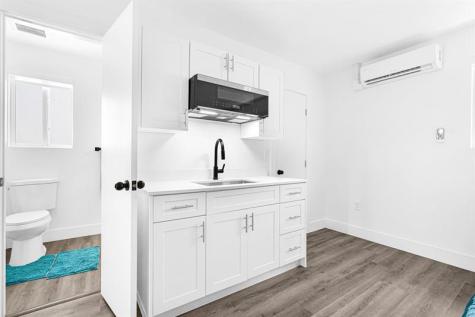 725 81ST Street Miami Beach FL 33141