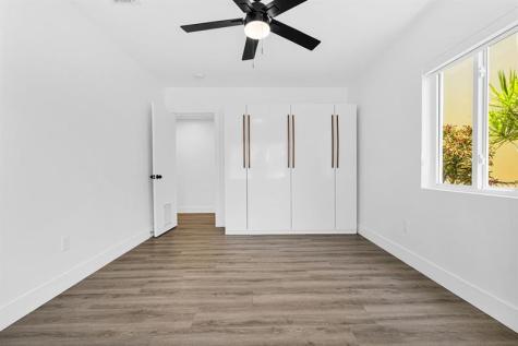 725 81ST Street Miami Beach FL 33141