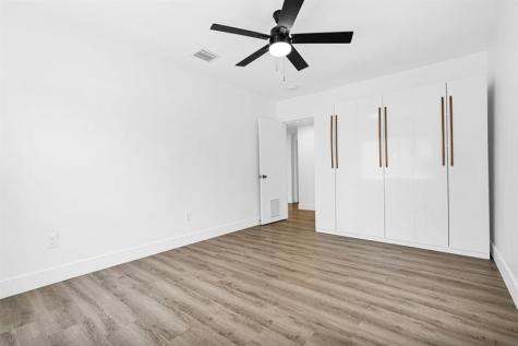 725 81ST Street Miami Beach FL 33141