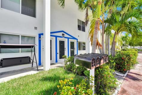 725 81ST Street Miami Beach FL 33141