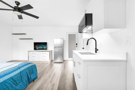 725 81ST Street Miami Beach FL 33141