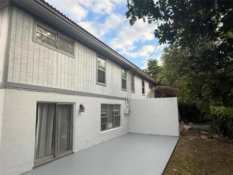 4330 NW 80th Avenue Coral Springs FL 33065