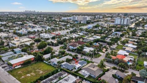 4436 Seagrape Drive Lauderdale By The Sea FL 33308