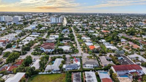 4436 Seagrape Drive Lauderdale By The Sea FL 33308