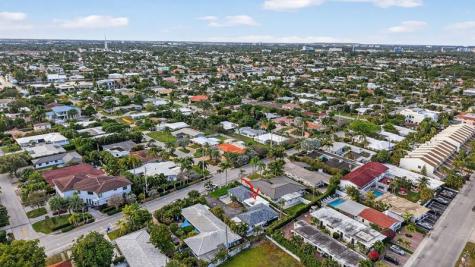 4436 Seagrape Drive Lauderdale By The Sea FL 33308