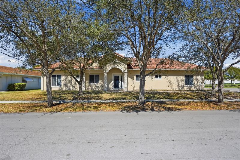 911 NE 12th Avenue Pompano Beach FL 33060