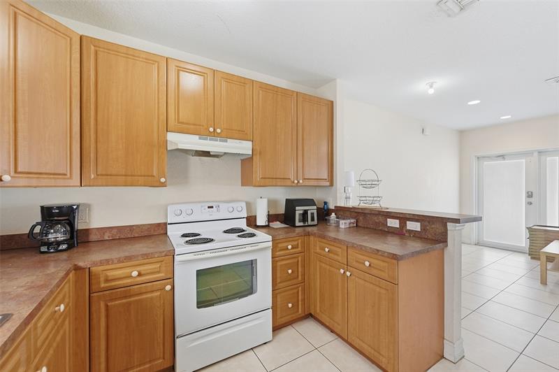 911 NE 12th Avenue Pompano Beach FL 33060