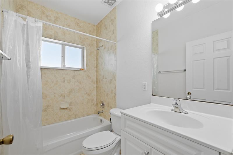 911 NE 12th Avenue Pompano Beach FL 33060