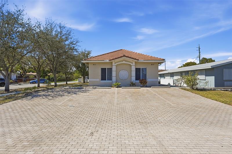 911 NE 12th Avenue Pompano Beach FL 33060