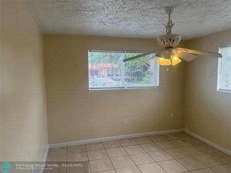 2986 NW 91st Street Miami FL 33147