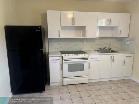 2986 NW 91st Street Miami FL 33147