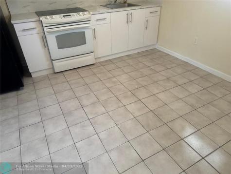 2986 NW 91st Street Miami FL 33147