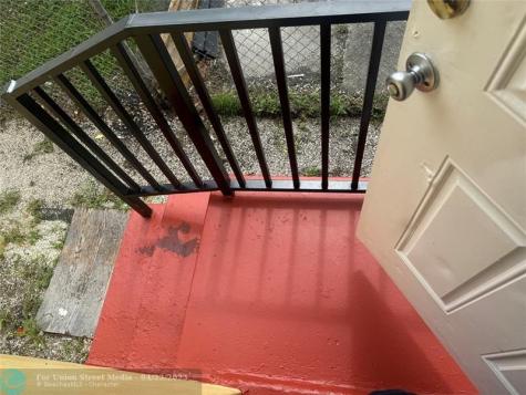 2986 NW 91st Street Miami FL 33147