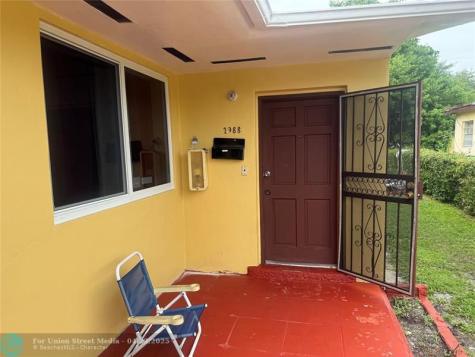 2986 NW 91st Street Miami FL 33147