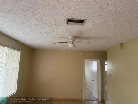 2986 NW 91st Street Miami FL 33147