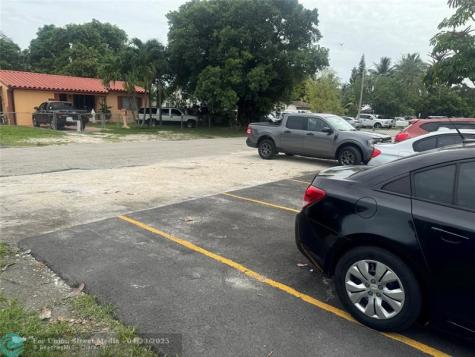 2986 NW 91st Street Miami FL 33147
