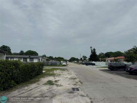 2986 NW 91st Street Miami FL 33147