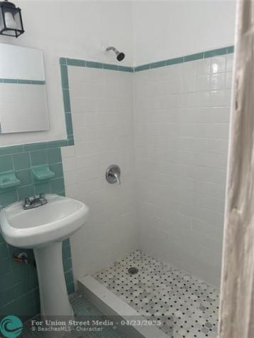 2986 NW 91st Street Miami FL 33147