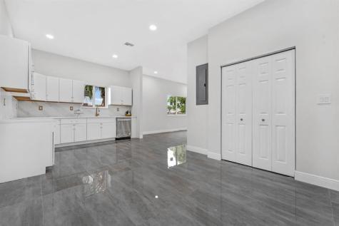 5250 SW 18th Street West Park FL 33023