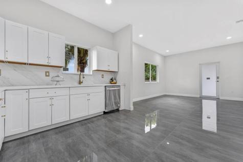 5250 SW 18th Street West Park FL 33023