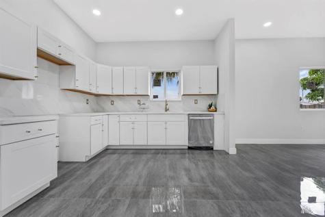 5250 SW 18th Street West Park FL 33023