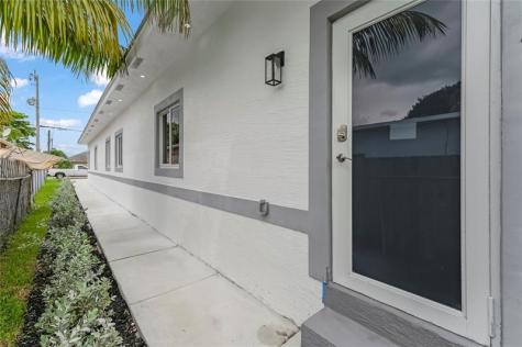 5250 SW 18th Street West Park FL 33023