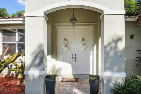 8209 SW 173rd Terrace Palmetto Bay FL 33157