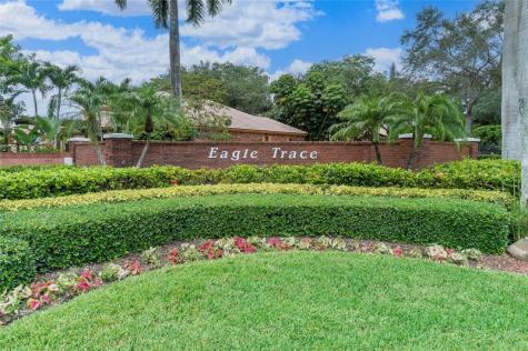 1885 Merion Lane Coral Springs FL 33071