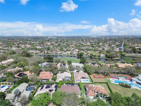 1885 Merion Lane Coral Springs FL 33071