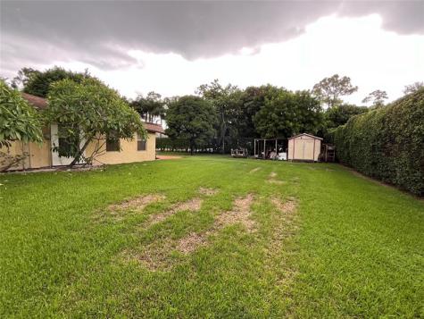 5940 Piney Court Greenacres FL 33463