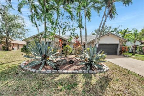 11266 NW 10th Place Coral Springs FL 33071